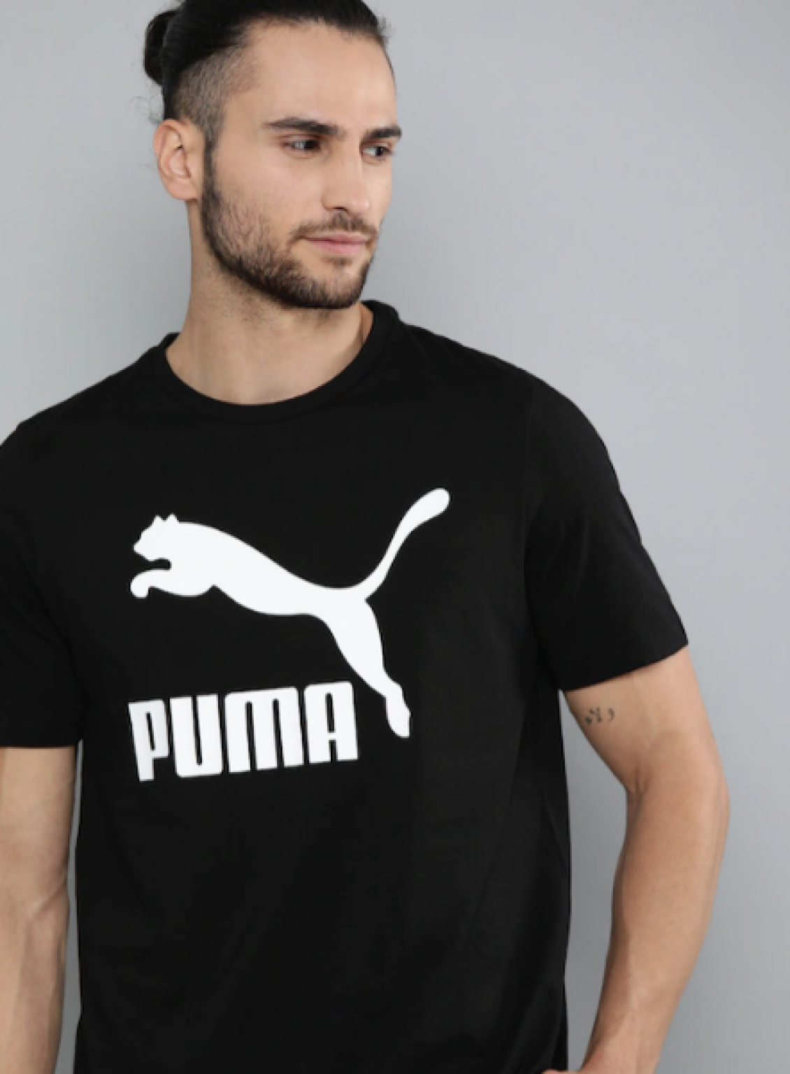 21 Best T-Shirt Brands In India For Men 2022 - GrabOn